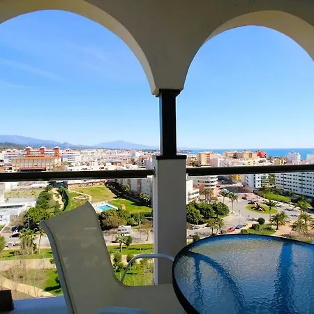Apartment Gorgeous Views Close To Marina!