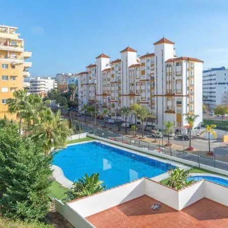Gorgeous Views Close To Marina! Apartment Estepona